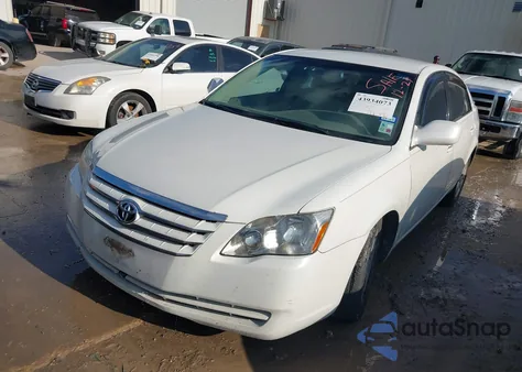 2005 Toyota Avalon Xl from USA, damaged, VIN 4T1BK36BX5U032317